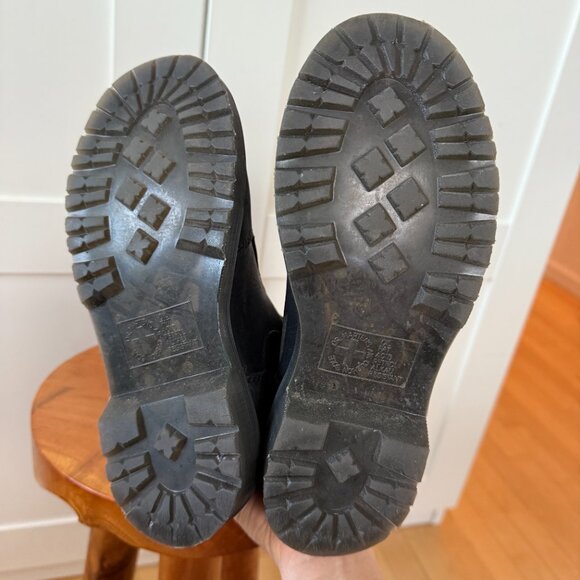 Dr Martens Faux Fur Lined Chelsea Boots - Picture 6 of 7